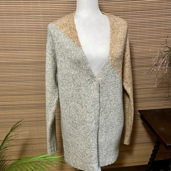Cabi versatile cardigan - Picture 6 of 12